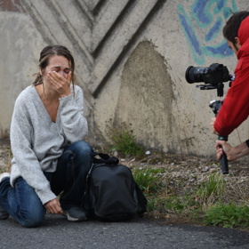 Lucie Vondráčková ve velmi emotivním videoklipu. 