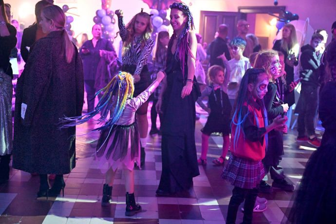 FOTO: Společně ovládly taneční parket. – stránka 2016