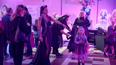 FOTO: Agáta s Miou na tanečním parketu.