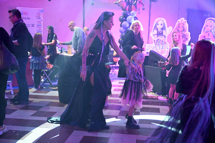 FOTO: Mia by protančila snad celou noc. – stránka 2008