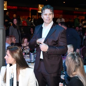 Jaromír Jágr měl i svou pamětní bankovku k padesátinám.