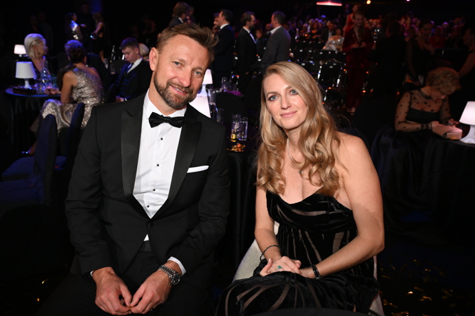 FOTO: Petra Kvitová se svým manželem Jiřím Vaňkem. – stránka 42