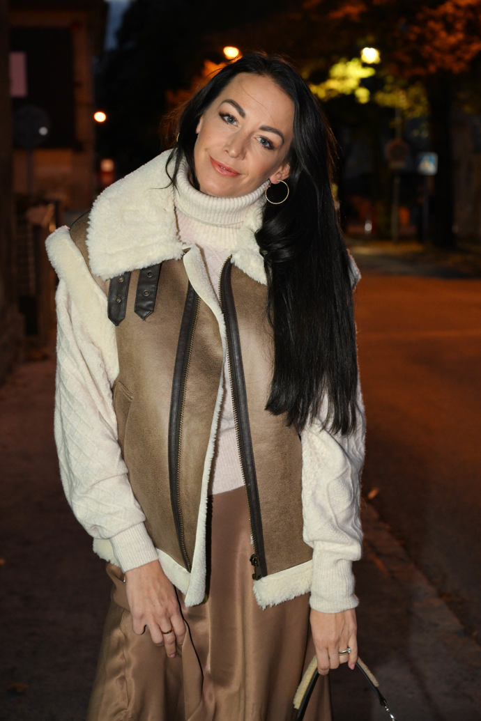 FOTO: Hanychová vypadá spokojeněji než kdy jindy. – stránka 1992