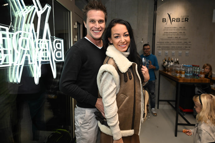 FOTO: Agáta a Miroslav jsou zamilovaní. – stránka 1989