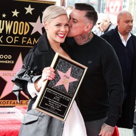 Manželé Pink a Carey Hart spolu vychovávají dvě děti. Zpěvačka přiznává, že bez partnerské poradny by se jejich vztah dávno rozpadl.