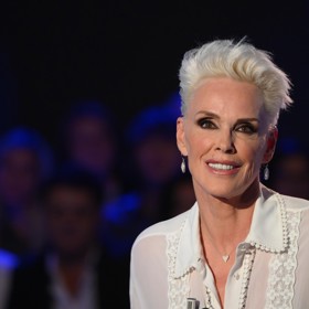Dánská herečka a modelka Brigitte Nielsen přivedla v 54 letech na svět dcerku Fridu. Pozdní mateřství si přitom nemůže vynachválit, prý je mnohem trpělivější a moudřejší.
