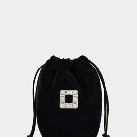 Kabelka značky Roger Vivier. Cena v přepočtu cca 40 000 Kč.