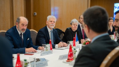 FOTO: Petr Pavel na zahraniční cestě ve Francii.