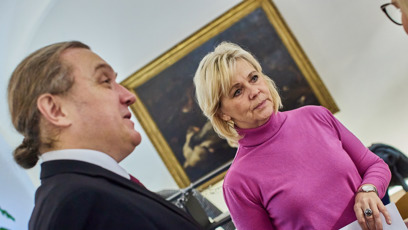 FOTO: První dáma Eva Pavlová vsadila na fuchsiovou barvu.