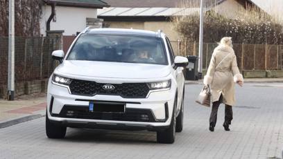 FOTO: Jaromír Soukup se nemohl na Agátu Hanychovou po svatbě podívat.