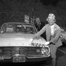 "Když se dva milují, nedívají se na sebe, ale stejným směrem."