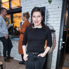 Viktorie Mertová, dcera Zory Jandové a Zdenka Merty, na tiskové konferenci TV Nova.