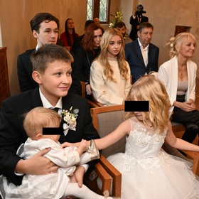 Všechny děti Agáty Hanychové - Kryšpín, Mia a Rozárka.