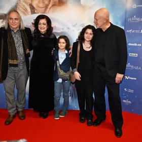 Deana Jakubisková na slavnostní premiéře. 