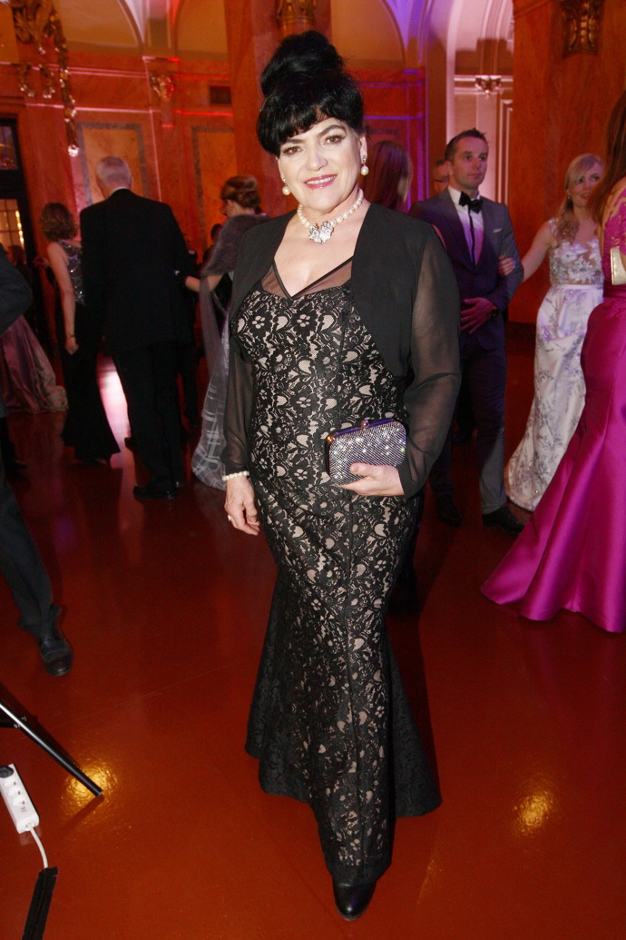 FOTO: Ester Verešová – stránka 449