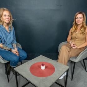 Trenérka veslování Martina Součková byla druhým hostem Báry Hlaváčkové v prosincové edici Ženských tabu, jejichž tématem jsou Hrdinky dnešní doby.