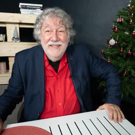 Režisér Zdeněk Troška promluvil o svém dětství a také o svých nejznámějších filmech.