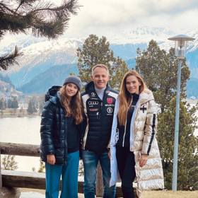 Otcem Vanessy je právník Daniel Volopich.