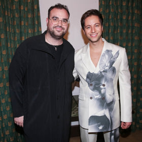 Dominik doprovází Milana Peroutku na všechny společenské akce.