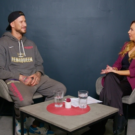 Rozpovídal se také o tom, jak se k nezvyklé profesi dostal a zda se jí dá v dnešní době uživit.