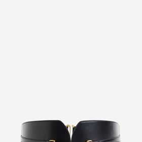 Postava tvaru jablka: Pásek H&M, 549 Kč