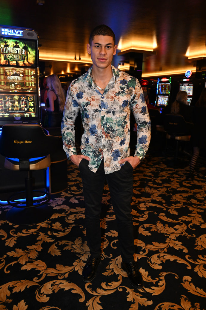 FOTO: Claude Lhotecký – stránka 16