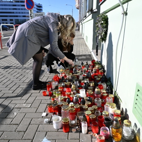 Lidé se mohou s hercem symbolicky rozloučit i v Divadle Petra Bezruče od 11 do 17 hodin.