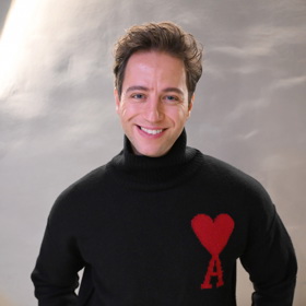 Milan Peroutka říká, že tento svetr patří do kategorie basic kousků, které v jeho skříni nesmí chybět.