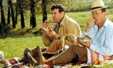 Hlavní dvojce v komedii Příště budeme chytřejší, staroušku!