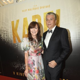 Beata Rajská je se svým manželem neskutečných 33 let. Jak říká v talk show Na kafeečko, za vším stojí hodně kompromisů.