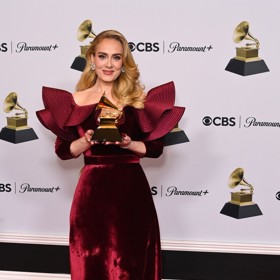 Adele nikdy pořádně neprozradila, jak se jí podařilo zhubnout. Uvedla pouze, že nedržela žádnou dietu ani přerušovaný půst. Jen daleko víc cvičila a ubrala cukr.