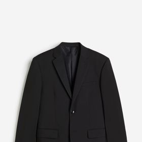 Univerzální kousek do vašeho šatníku, který najdete ve všech následujících outfitech. Sako H&M, 1 279 Kč