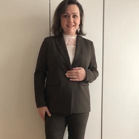 Kalhotový kostým mne zaujal svým dokonalým střihem.