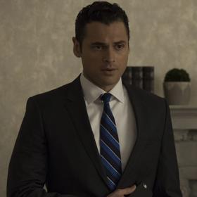 Herec Adan Canto zemřel.