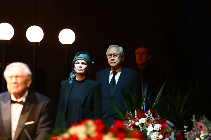 FOTO: Rodina, přátelé a kolegové přišli dát poslední sbohem Janě Hlaváčové. – stránka 61