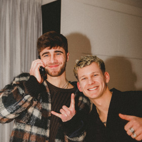 Nová píseň se liší od jeho předchozí tvorby. 