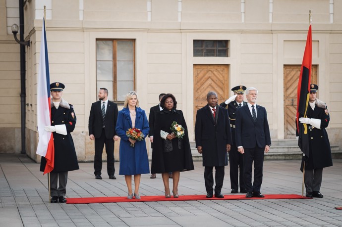 FOTO: Eva Pavlová zvolila zvláštní outfit. – stránka 2225