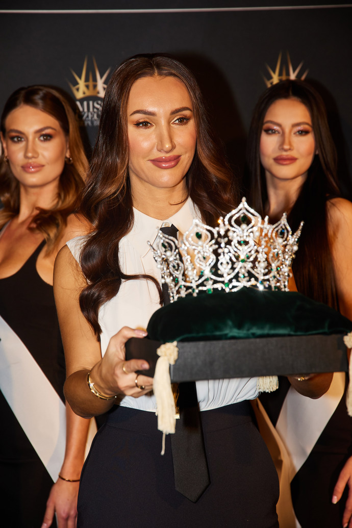 FOTO: Během tiskové konference Miss Czech Republic bylo představeno TOP 10 dívek pro ročník 2024. – stránka 469