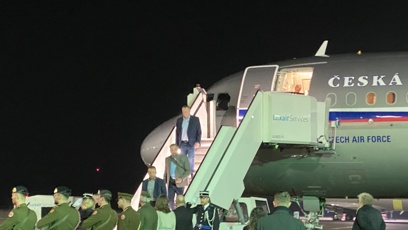 FOTO: Kromě prezidentského páru ve speciálu letěli podnikatelé.