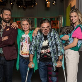 Herečka Zuzana Zlatohlávková v druhé řadě oblíbeného seriálu Dobré ráno, Brno!