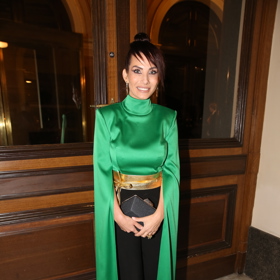 Herečka a moderátorka Eva Decastelo oslnila na Českém lvu v saténovém topu s netopýřími rukávy.