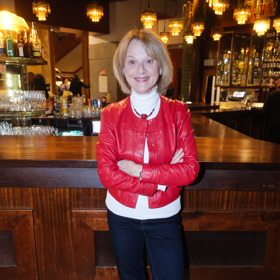 Taťjana Medvecká se nebojí ani výrazných barev, které ji omladí minimálně o deset let.