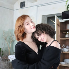 Natálie Halouzková fotí společně s Darijou vizuály pro letošní Písecký víkend módy a designu.