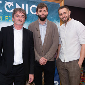 Vincent Navrátil, Cyril Navrátil a Josef Holomáč na premiéře hry Trosečnice.