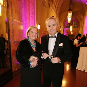 Alexander Hemala vyrazil s manželkou Vlastou na jubilejní 10. ročník Česko-Slovenského plesu.