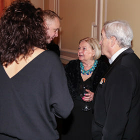 Alexander Hemala a jeho manželka Vlasta se na plese mezi přáteli skvěle bavili.