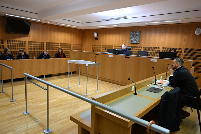 FOTO: Obhájce Jana Cimického, Miroslav Kučerka. – stránka 44