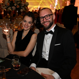 Lilia Khousnoutdinova si večer na Českém plese užívala.