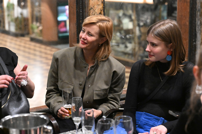 FOTO: Jitka Schneiderová a krásná Anna Sofie Švehlíková. – stránka 268