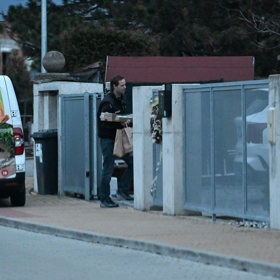 Na místo přijel Rohlík.